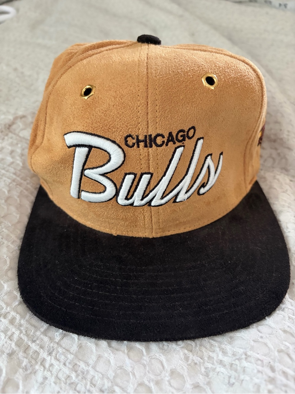 Mitchell & Ness Chicago Bulls Suede Snapback in Tan and Black